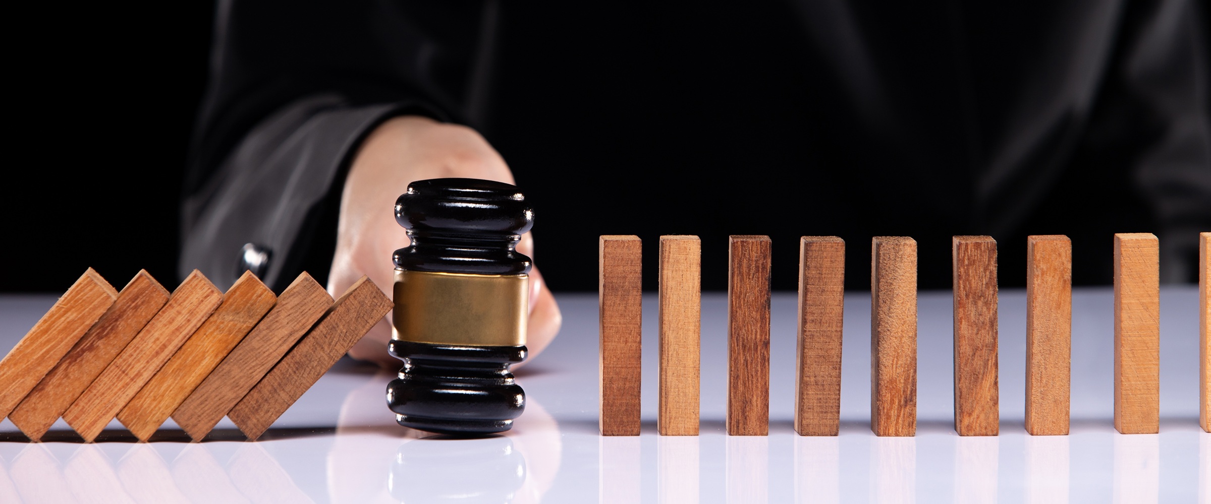 Manchmal ist nicht das Tool das eigentliche Risiko – sondern der fehlende Rahmen für Governance und verantwortungsvollen Einsatz.